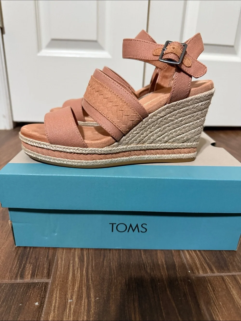 Toms espadrille platform